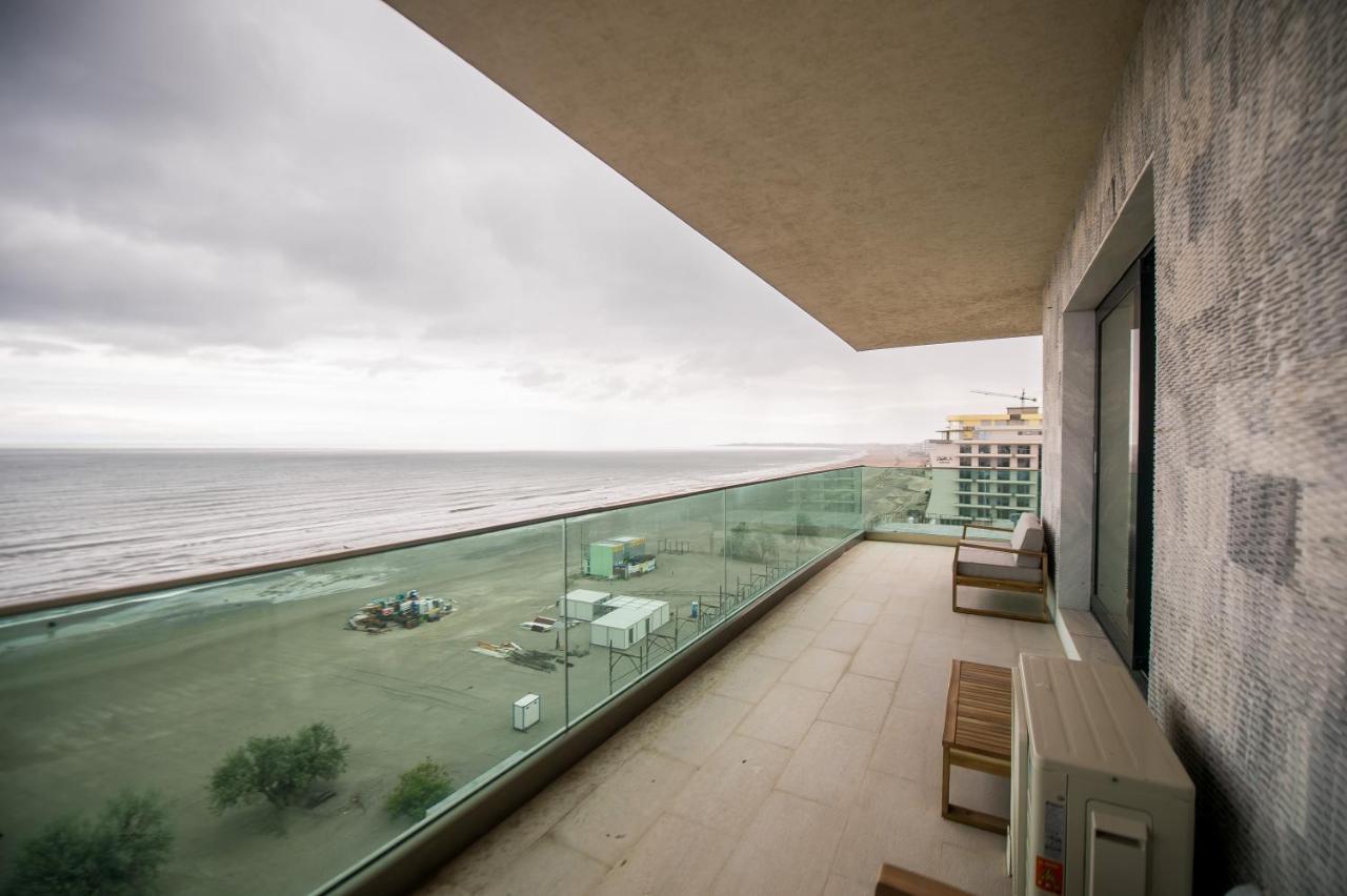 Luxury Promenada Apartment - Frontal Beachfront Mamaia Nord Нэводари Экстерьер фото
