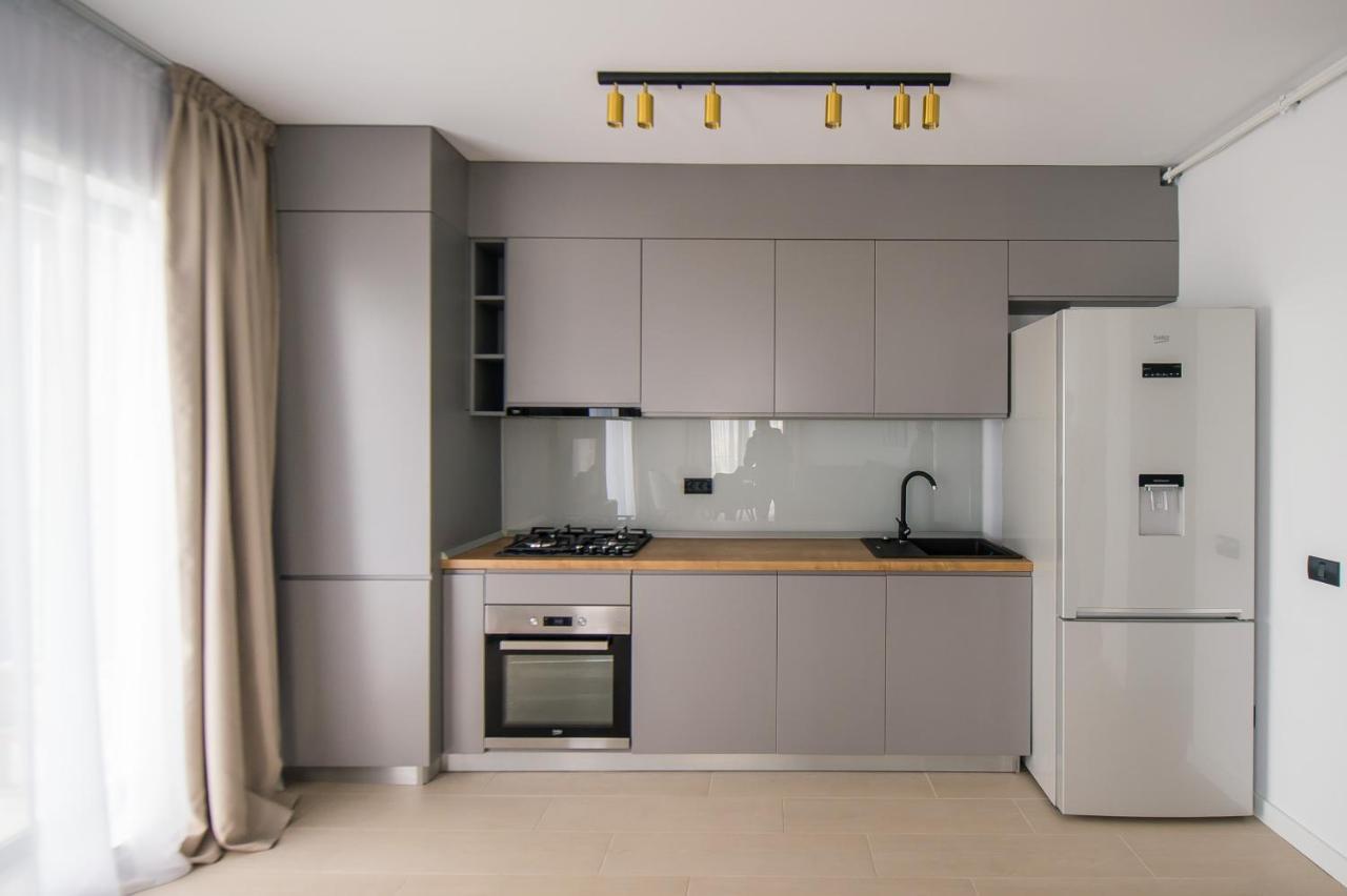 Luxury Promenada Apartment - Frontal Beachfront Mamaia Nord Нэводари Экстерьер фото
