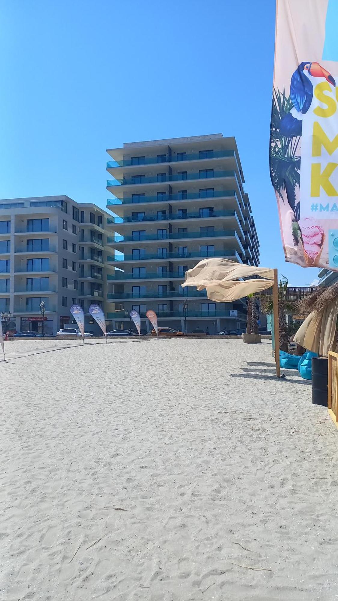Luxury Promenada Apartment - Frontal Beachfront Mamaia Nord Нэводари Экстерьер фото