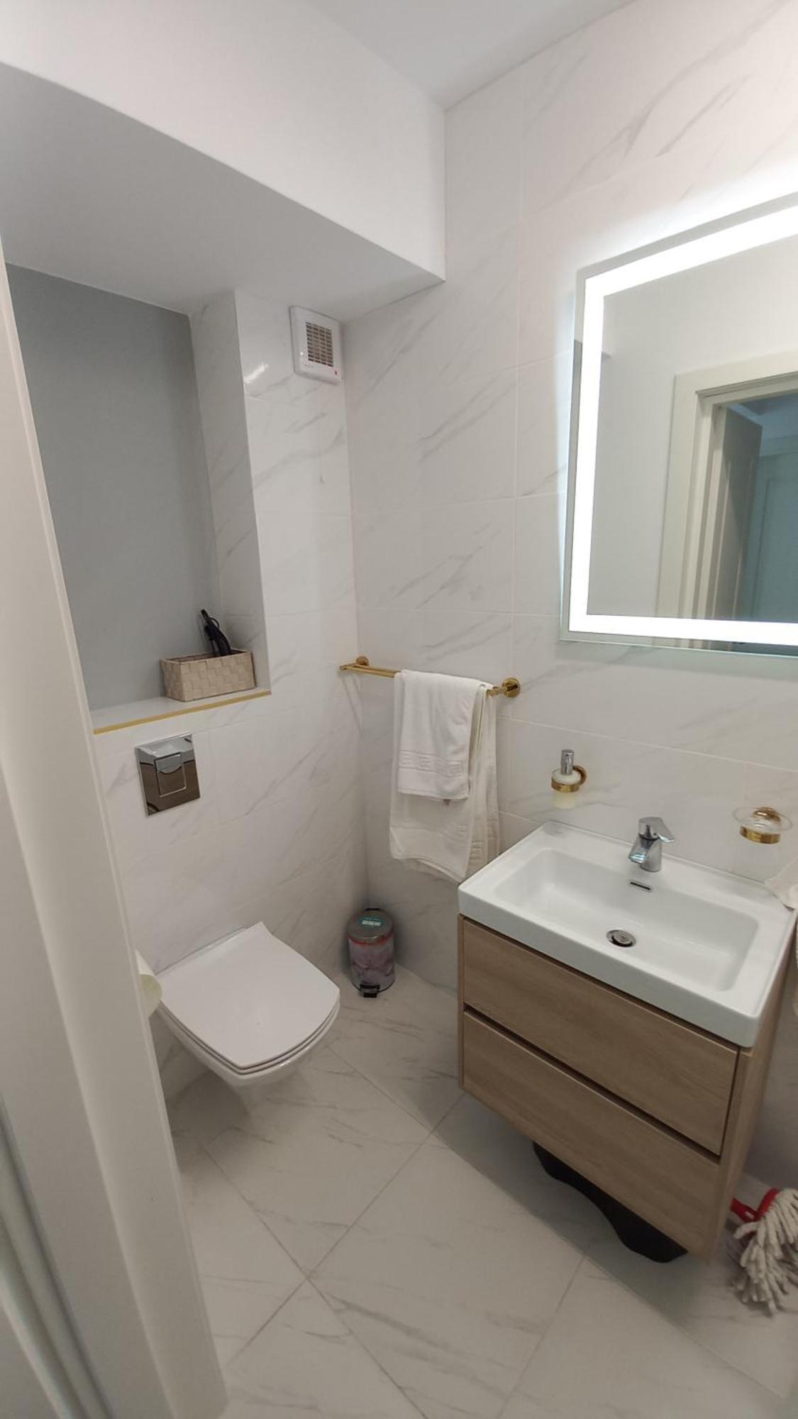 Luxury Promenada Apartment - Frontal Beachfront Mamaia Nord Нэводари Экстерьер фото